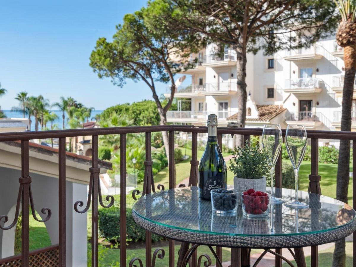 Junto Al Mar Ref 6 120 Marbella